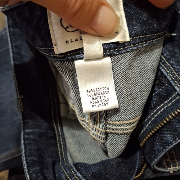 White House Black Market Blanc Open Your Heart Jeans. - Picture 12 of 13